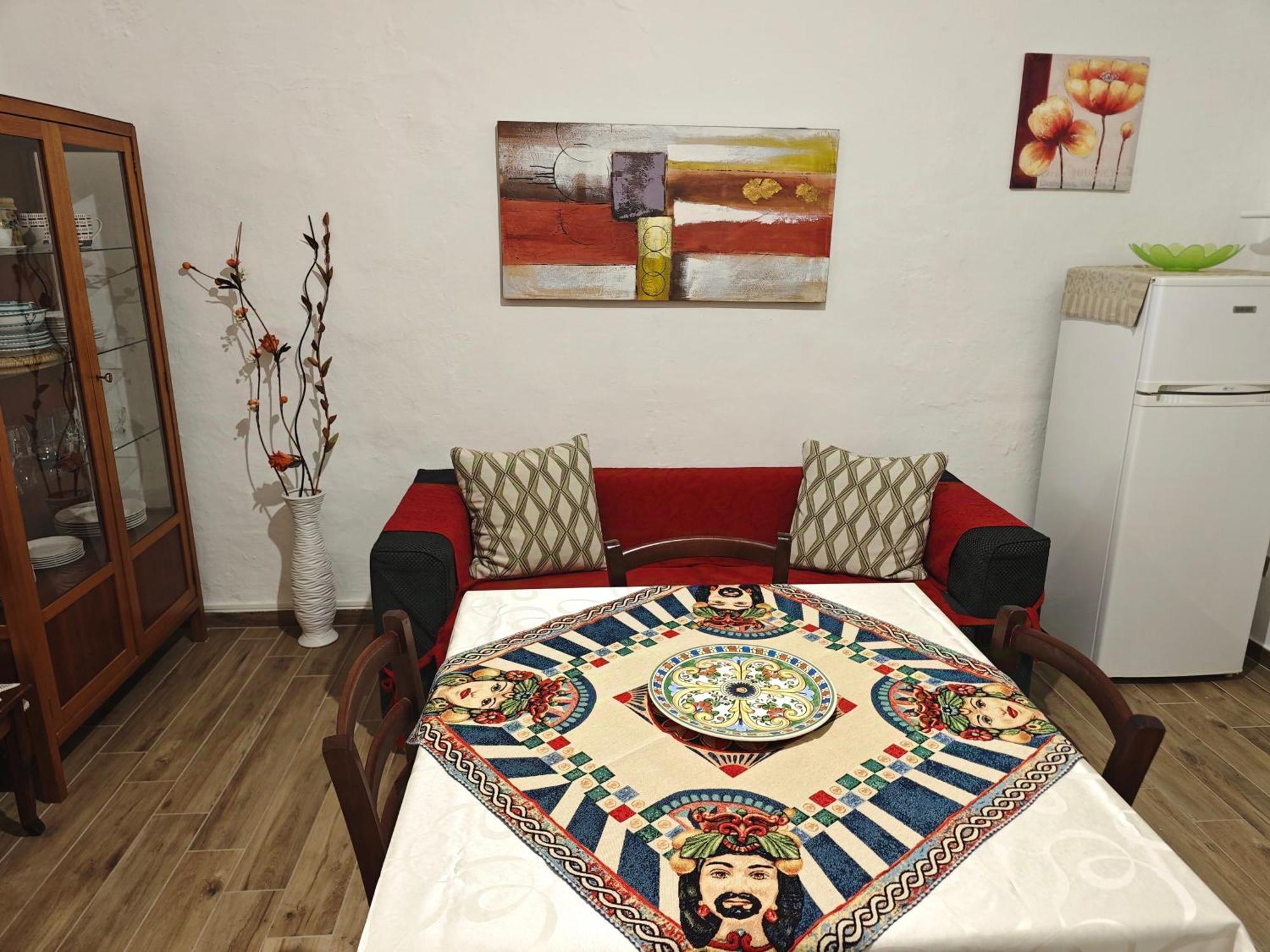 Appartamenti Piazza Vittorio トラーパニ 部屋 写真